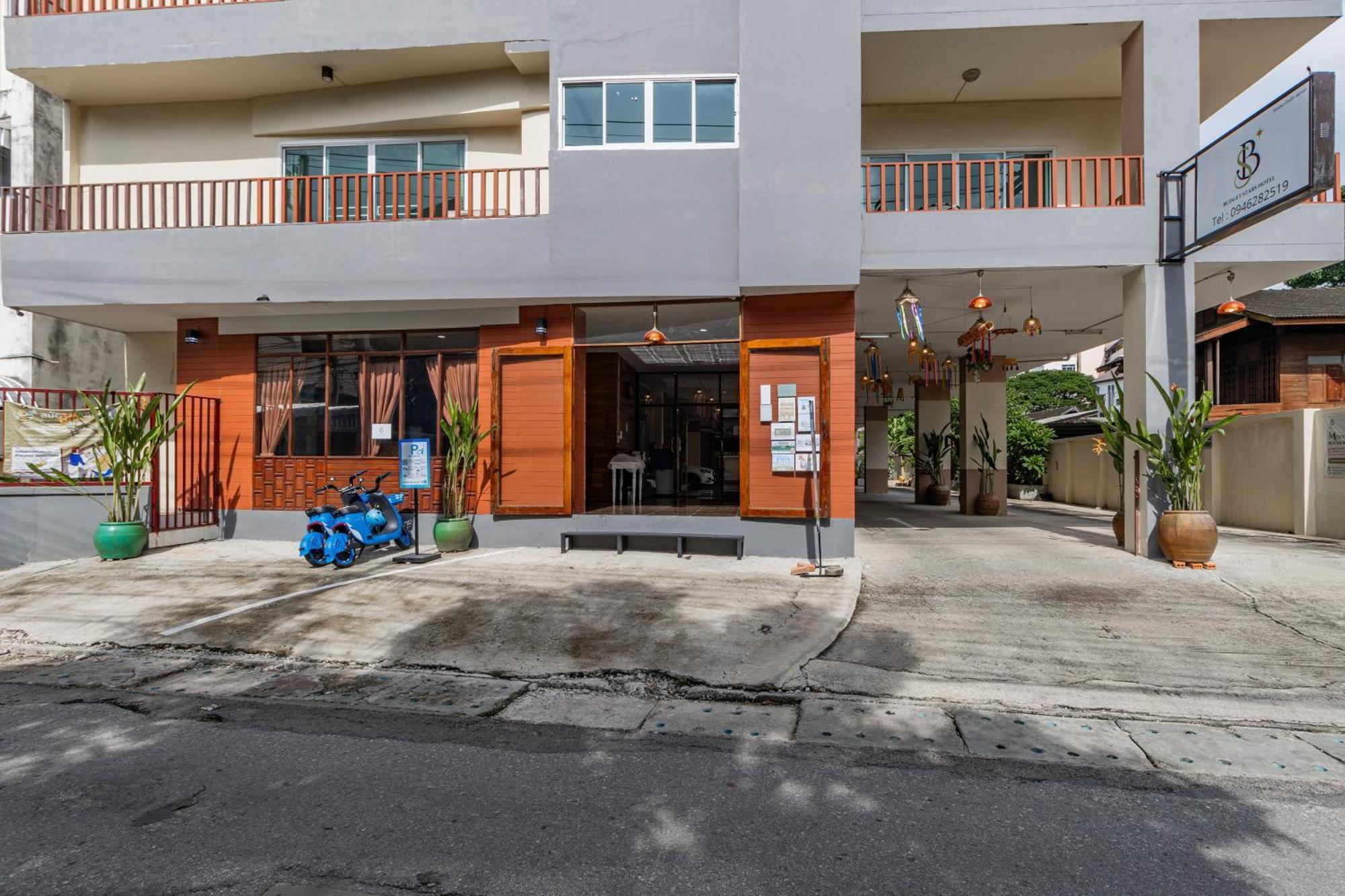 Budget Stars Hotel Chiang Mai Esterno foto
