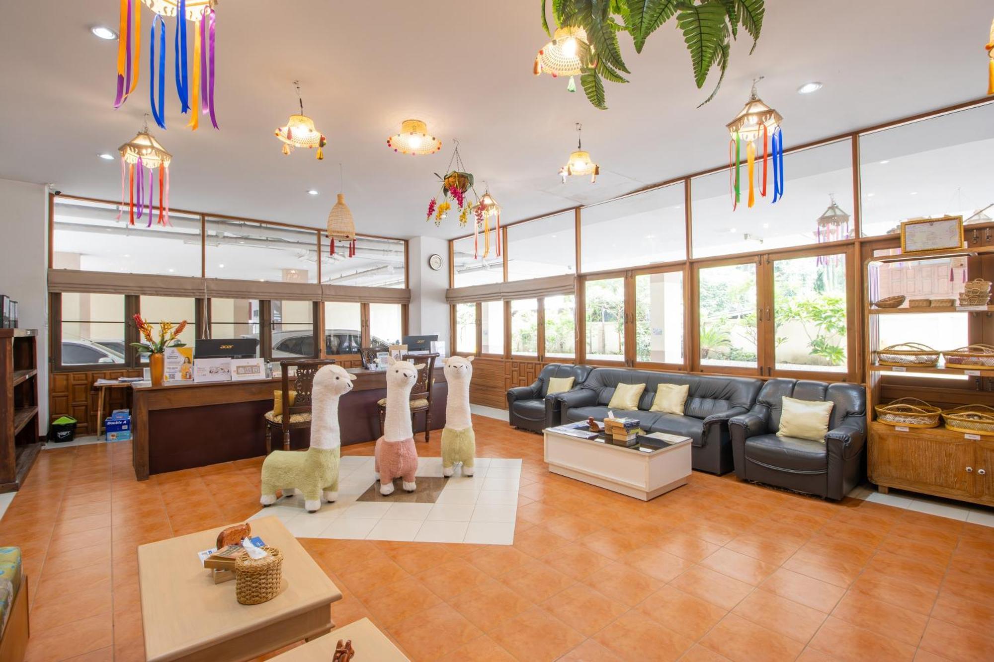 Budget Stars Hotel Chiang Mai Esterno foto