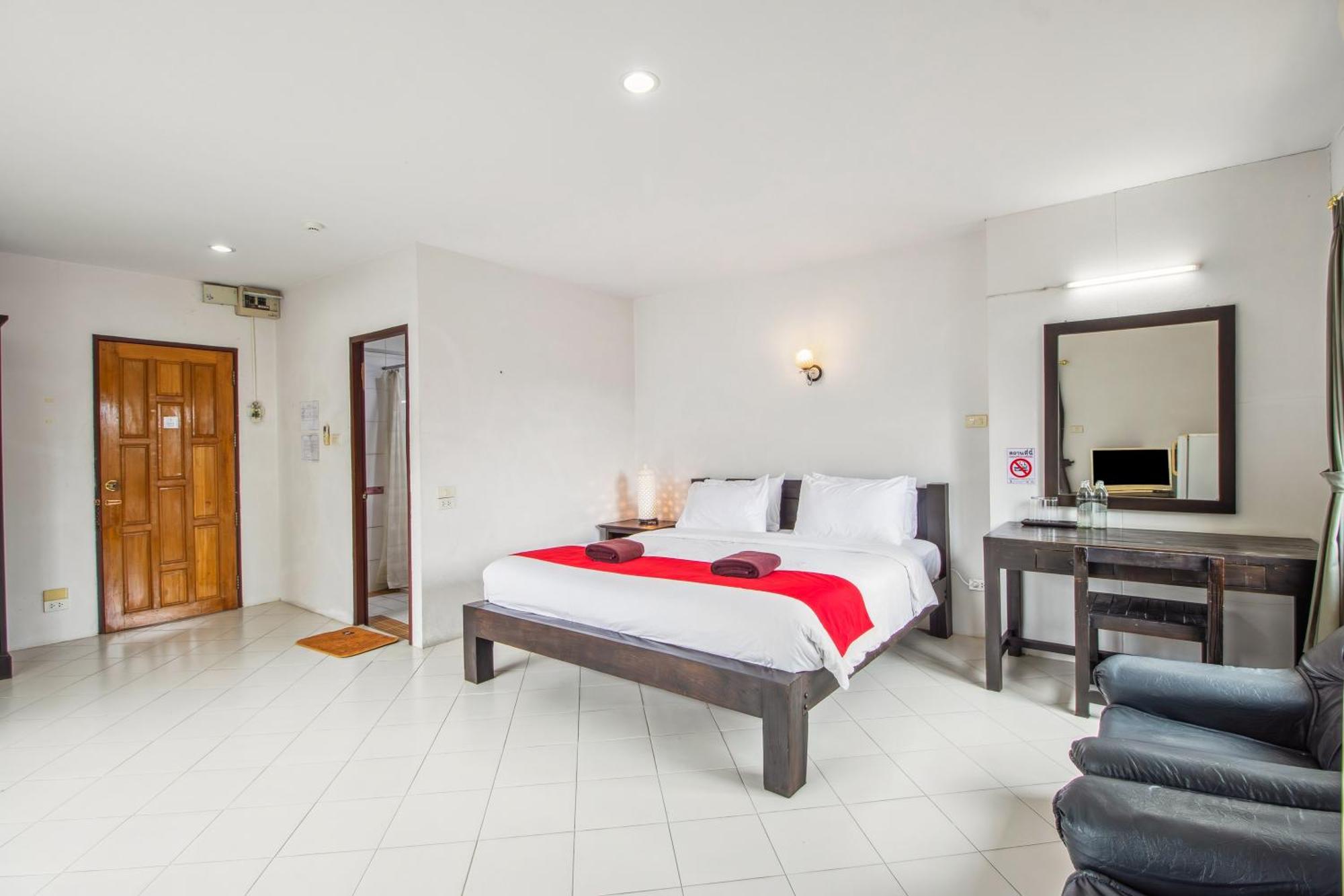 Budget Stars Hotel Chiang Mai Esterno foto
