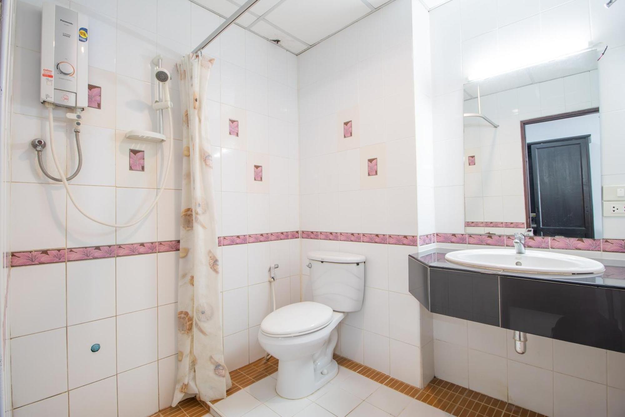 Budget Stars Hotel Chiang Mai Esterno foto