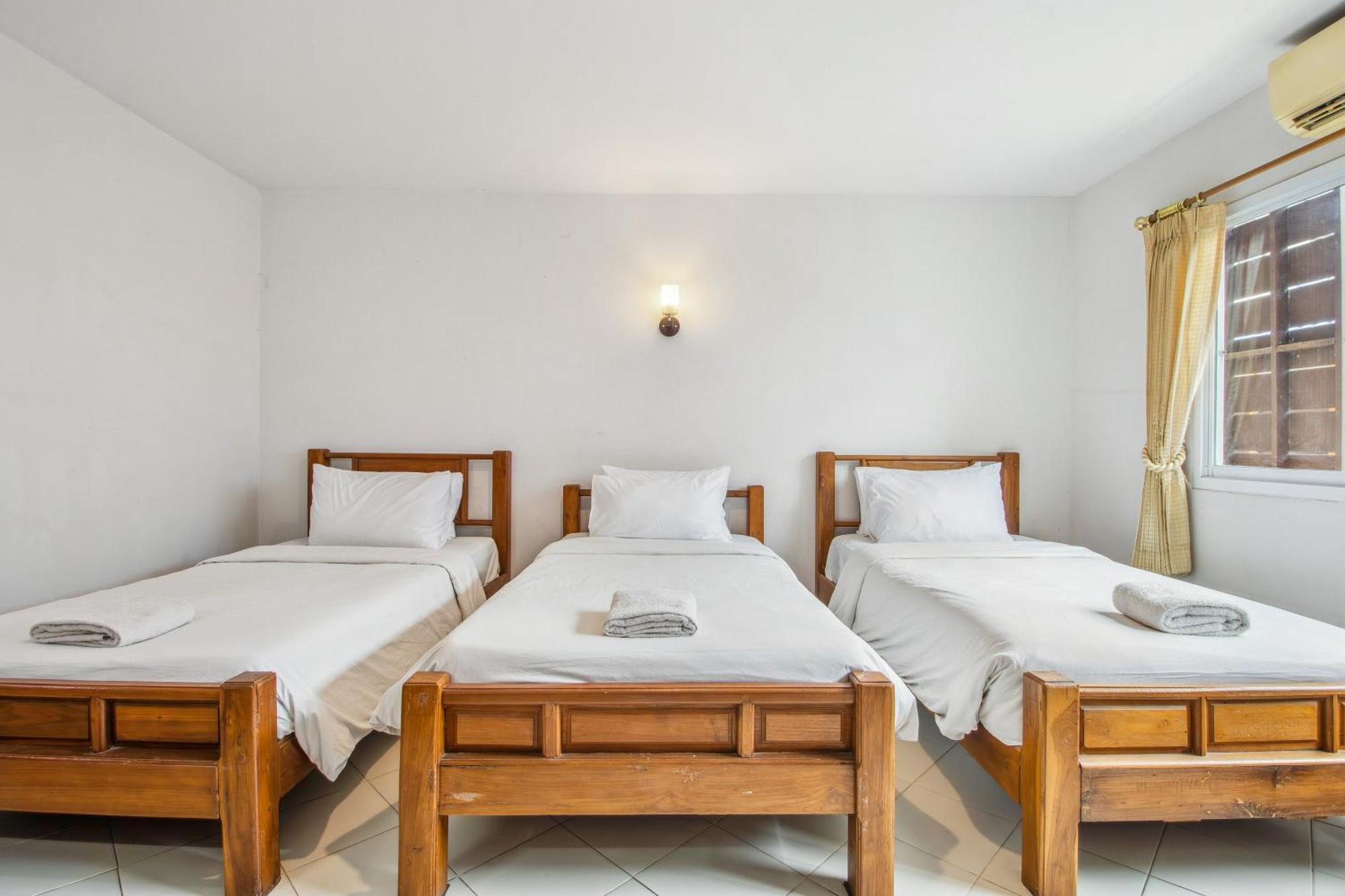 Budget Stars Hotel Chiang Mai Esterno foto
