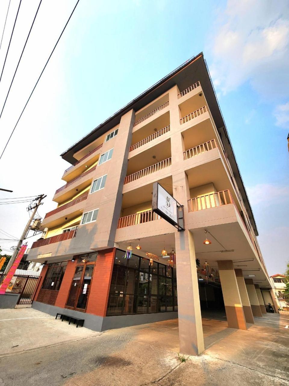 Budget Stars Hotel Chiang Mai Esterno foto